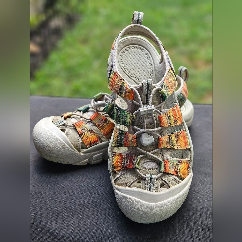 Keen's womens Newport H2 "Jerry Garcia"